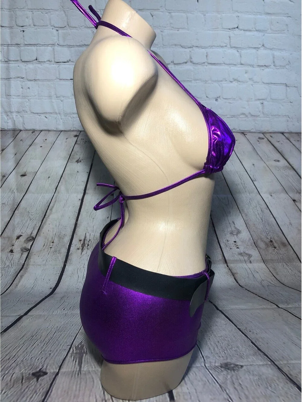 N/A vibrant purple